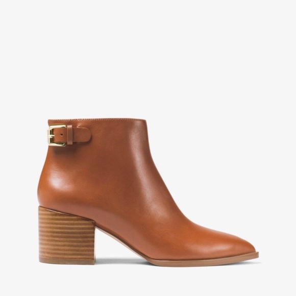 MICHAEL KORS Leather Ankle Boots - Picture 2 of 7